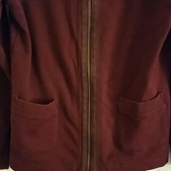 Eddie Bauer zip up jacket. Maroon. - Picture 6 of 8